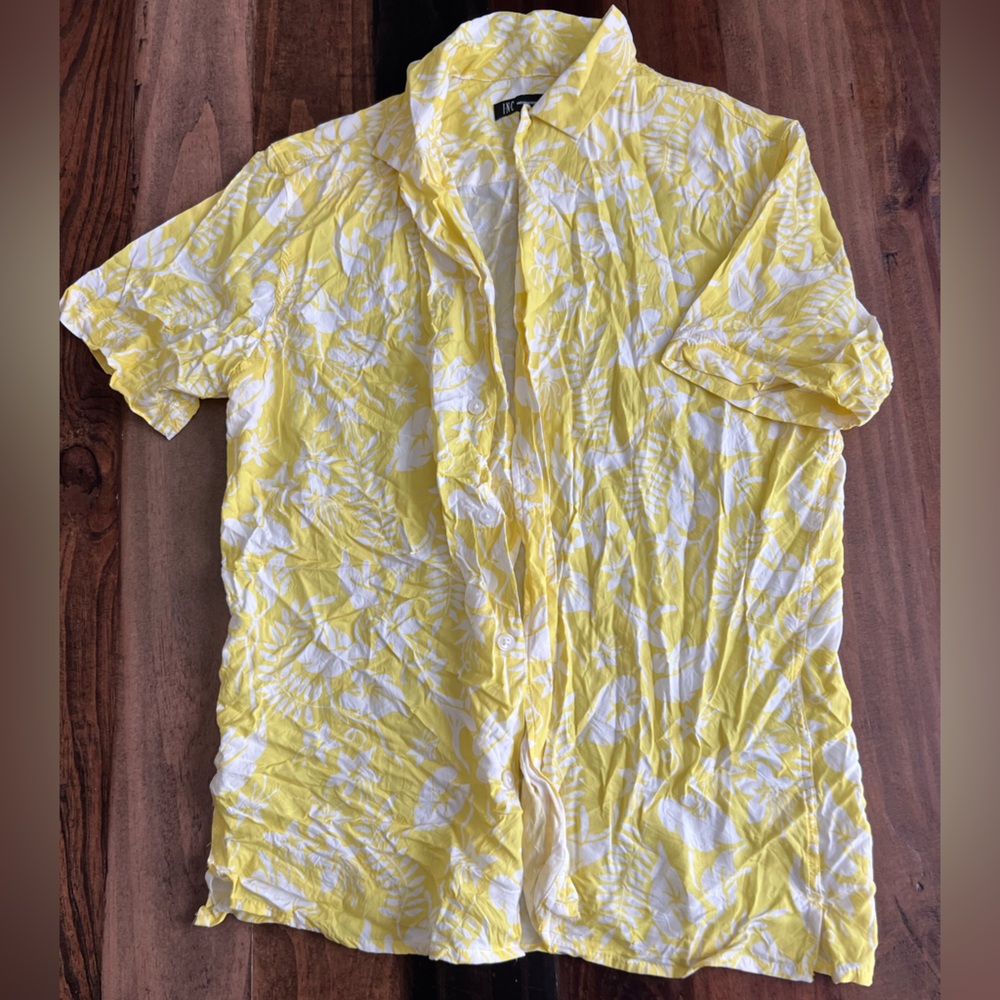 INC men’s button down Hawaiian shirt